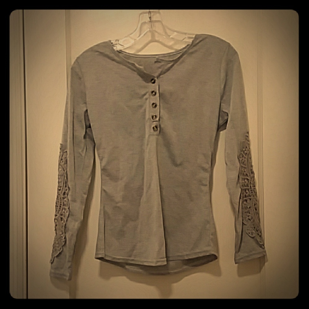 Long sleeved shirt